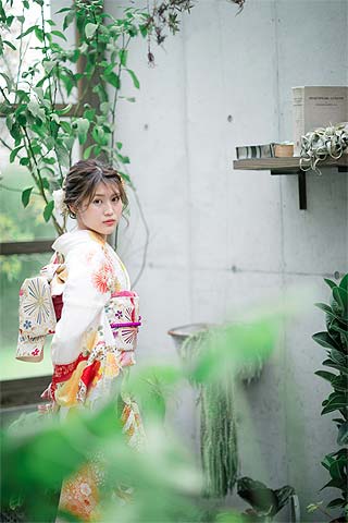 浜松 成人式前撮り リリィ 白の振袖コーデ