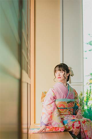 浜松 成人式前撮り リリィ ピンクの振袖で撮影