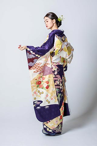 浜松市 着物レンタル リリィ 成人式の振袖（紫）