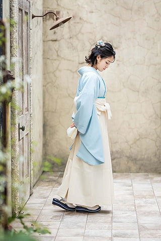 浜松 卒業式袴レンタル リリィ 卒業式の着物（水色と白）