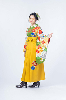 静岡 卒業式袴レンタル リリィ 黄色の卒業式袴