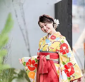 浜松 着物 リリィ 卒業式の袴レンタル