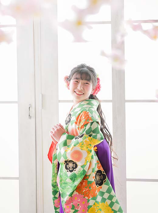浜松 小学生袴 写真撮影 リリィ 人気の卒業式ジュニア袴フォト