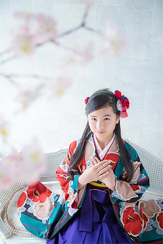 浜松 小学生 袴レンタル リリィ 卒業式のジュニア袴（レトロ）