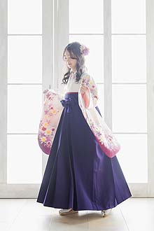 小学生袴レンタル リリィ 花柄ジュニア袴